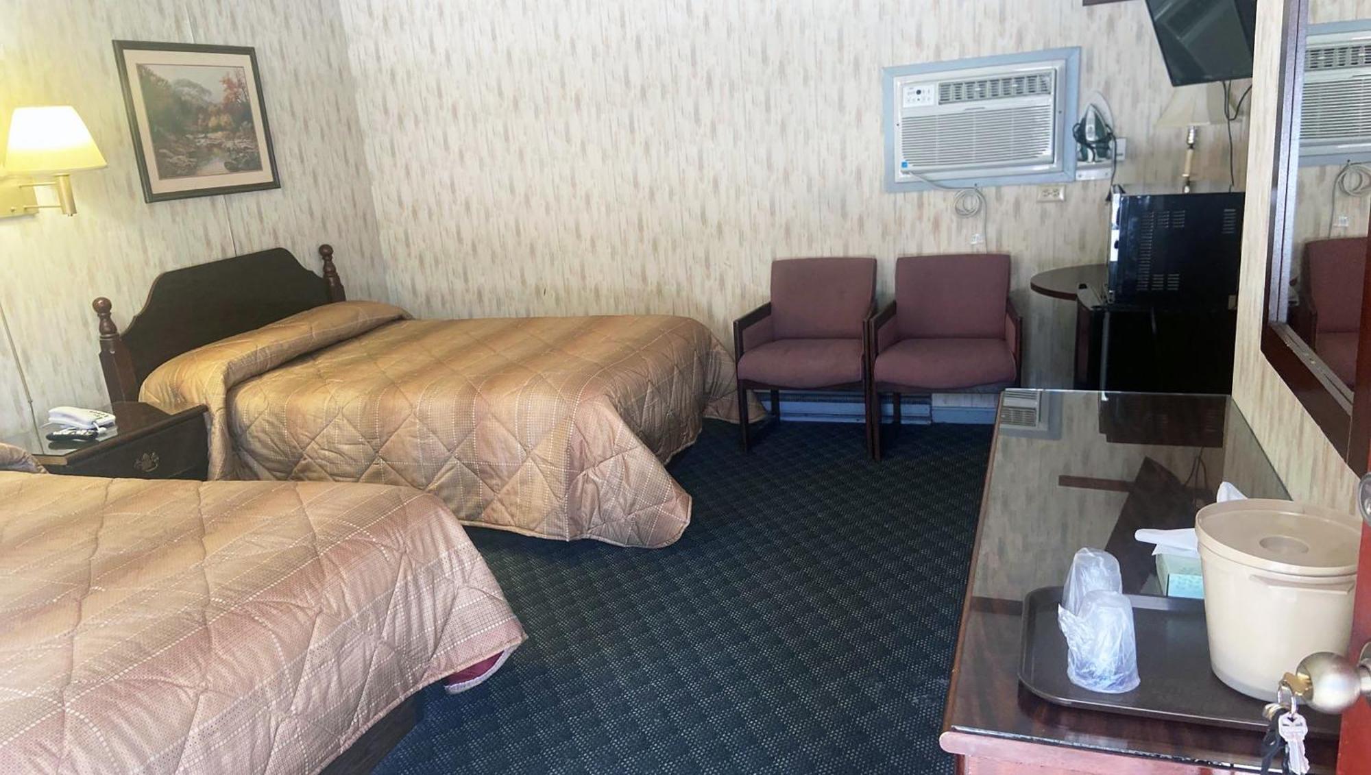 Pleasant Valley Motel West Stockbridge Eksteriør billede